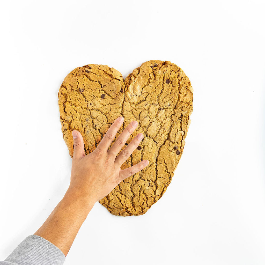 Chocolate Chip — 5lb Mega Heart Cookie